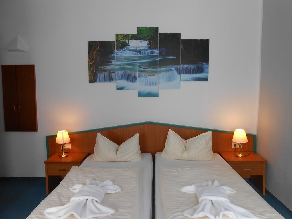 Greenline Ferienhotel Forelle Thale Exterior photo